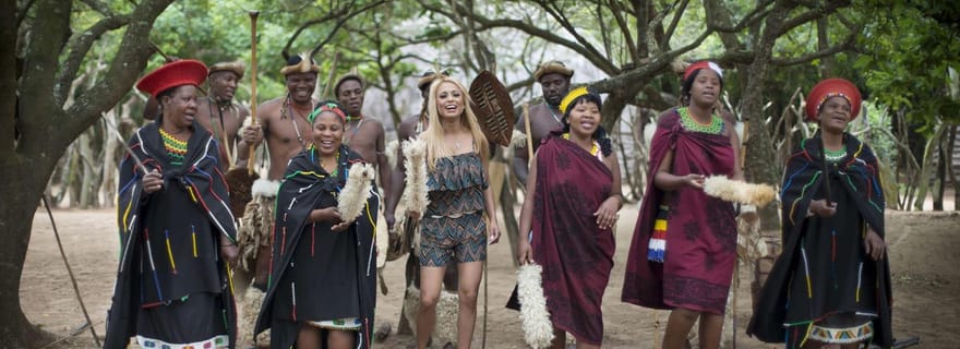 Au départ de Richards Bay : Excursion d'une journée au village culturel de DumaZulu