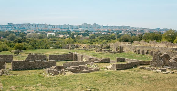 Split: Private Tour nach Salona, zur Burg Vitturi und nach Trogir