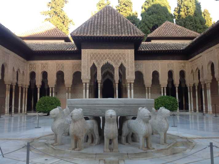 Nerja/Torrox/Almuñécar: Excursión de un día a Granada con la Alhambra