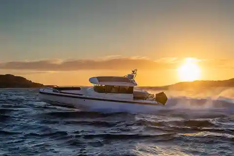 From Gouvia: Private Corfu Sunset Cruise on Speedboat