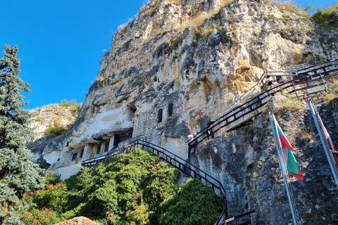 Von Bukarest aus: Private geführte Tour nach Veliko Tarnovo