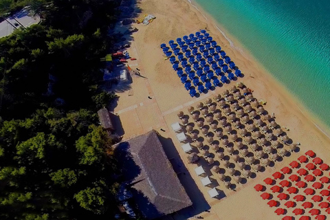 Makris Gialos: Entspannender StrandaufenthaltStrandflucht nach Makris Gialos Beach Swim Stop