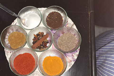 Udaipur: 4-Hour Indian Food Cooking Class with full Meals Meeting Point Option