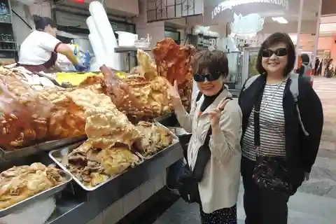 Quito: Tour guidato privato dei punti salienti della città e degustazioni gastronomiche