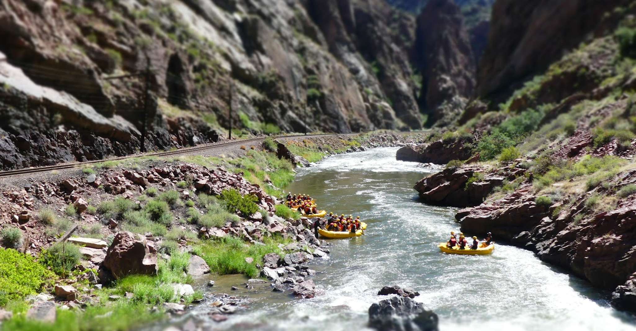 Cañon City, Royal Gorge di mezza giornata di rafting in acque bianche - Housity