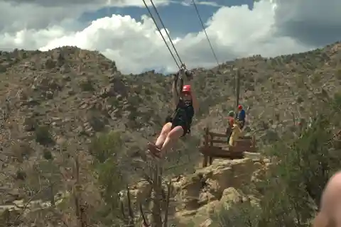 Cañon City: Royal Gorge 11-Line Extreme Zipline Experience