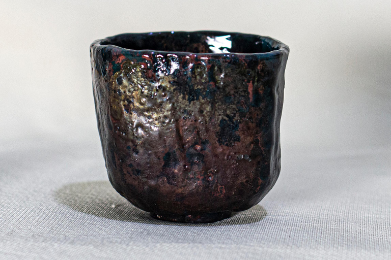 Jabal Lwiebdeh Amman: Japanese Pottery (Kurinuki)