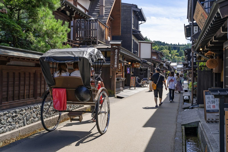 One-Way Bus: Kyoto to Kanazawa