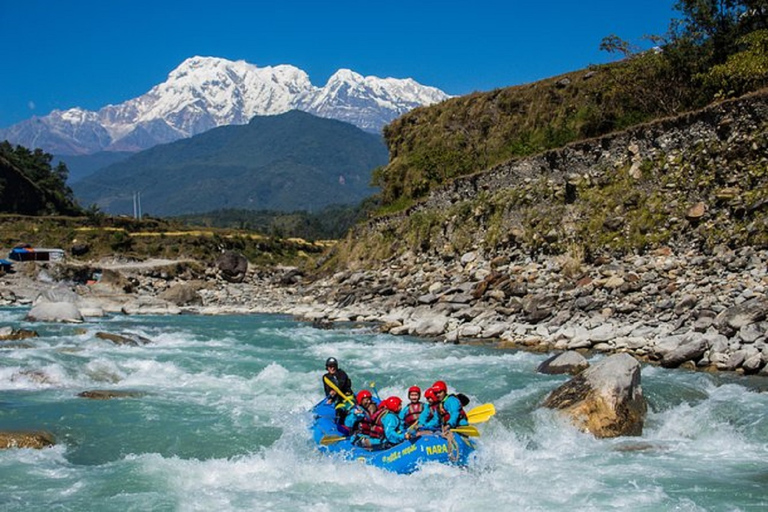 Aventura de rafting no rio Seti: Emoção de meio dia saindo de Pokhara