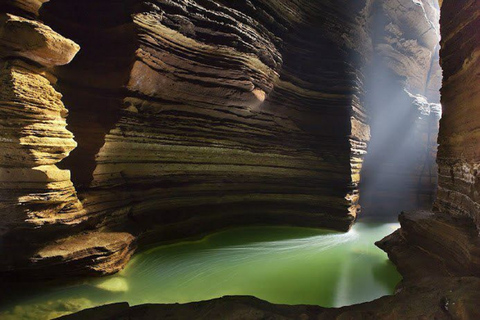 A la découverte des merveilles cachées : Un voyage à travers trois grottes