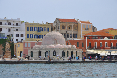 Chania: Tour privato guidato a piedi con storia e gastronomiaChania: storia privata e tour guidato a piedi culinario