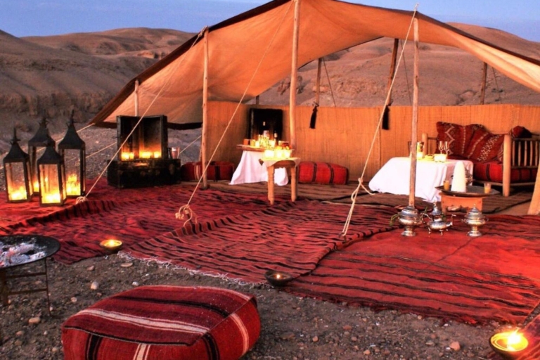Pod gwiazdami: magiczny wieczór na pustyni Agafay