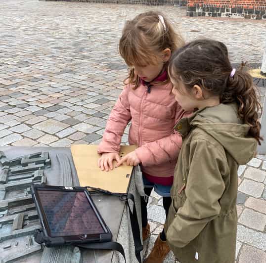 Scavenger hunt for kids in Berlin "Captain Casimir" GetYourGuide