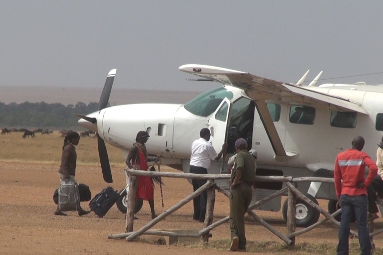 Safari en lodge de lujo Masai Mara de 3 días -Experimenta Mara en aviónSafari de lujo de 3 días a Maasai Mara - Vive Kenia en avión
