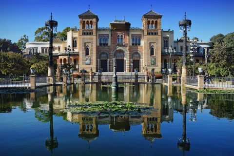4-stündige private geführte Tour zu Fuß: Die Paläste von Sevilla
