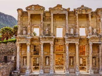 From Kusadasi: Ephesus Guided Sightseeing Tour with Lunch
