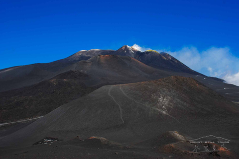 Da Messina: tour privato dell&#039;Etna e Taormina con prelievo