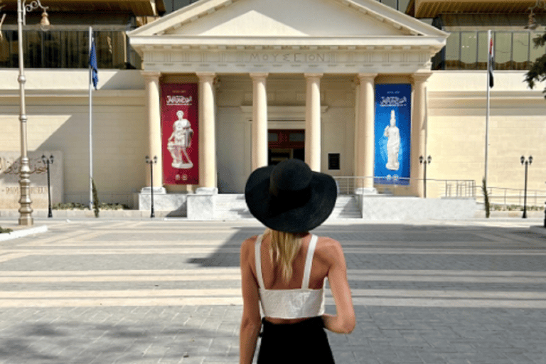 Tour guidato a piedi del Museo romano Graeco