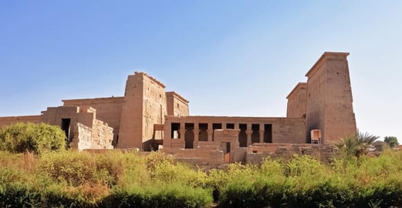 Cairo: 14-Day Pyramid, Oasis, & Luxor Trip