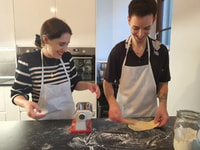 Verona, auténtica clase de fabricación de pastas con una familia local - Housity