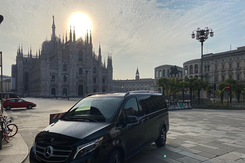 Milan : Transfert privé entre l'aéroport Malpensa et St Moritzpar défaut - San Moritz à Malpensa - Mercedes Classe E