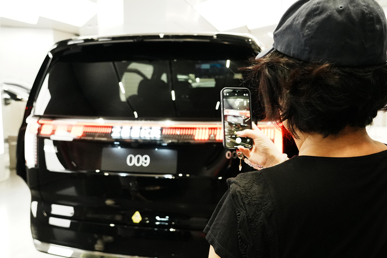 شنغهاي: جولة اكتشاف التكنولوجيا مع ركوب سيارة بدون سائق