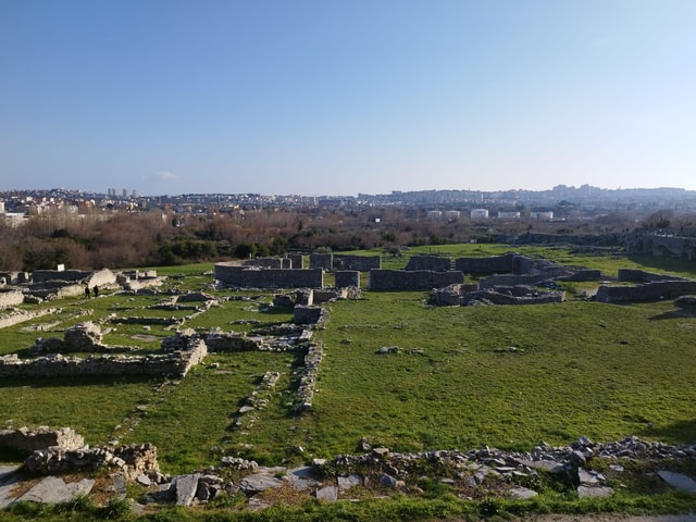 Split: Ancient Salona & Medieval Trogir Historical Tour