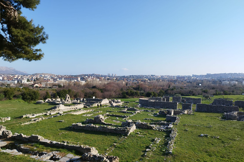 Antike Salona & mittelalterliches Trogir Tour mit lokalem HistorikerAntike Salona & mittelalterliche Trogir Geschichte Tour