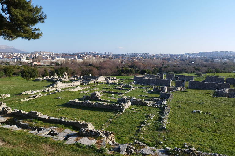 Antike Salona & mittelalterliches Trogir Tour mit lokalem HistorikerAntike Salona & mittelalterliche Trogir Geschichte Tour