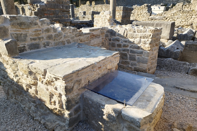 Antike Salona & mittelalterliches Trogir Tour mit lokalem HistorikerAntike Salona & mittelalterliche Trogir Geschichte Tour