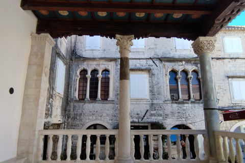 Split: Ancient Salona &amp; Medieval Trogir Historical Tour