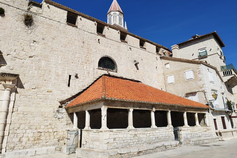 Antike Salona & mittelalterliches Trogir Tour mit lokalem HistorikerAntike Salona & mittelalterliche Trogir Geschichte Tour