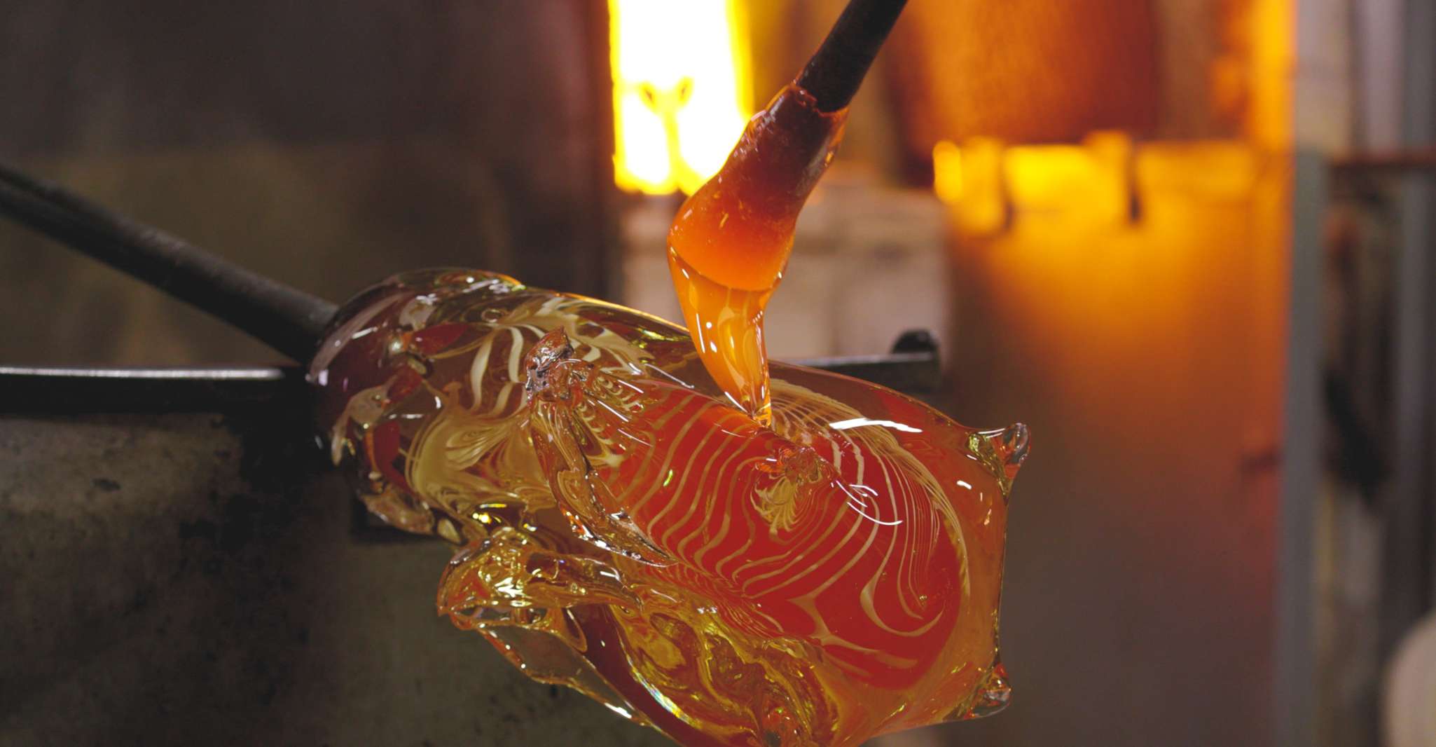 Murano, Glass Blowing Experience at Gino Mazzuccato Factory - Housity