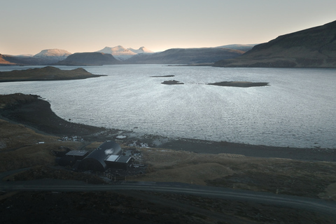 Reikiavik: Excursión Privada a las Aguas Termales de Hvalfjordur y Hvammsvik