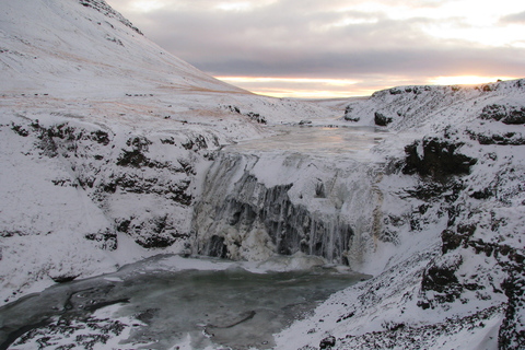 Reikiavik: Excursión Privada a las Aguas Termales de Hvalfjordur y Hvammsvik