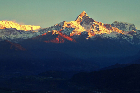 Excursion touristique d'une journée à Pokhara avec lever de soleil en Jeep