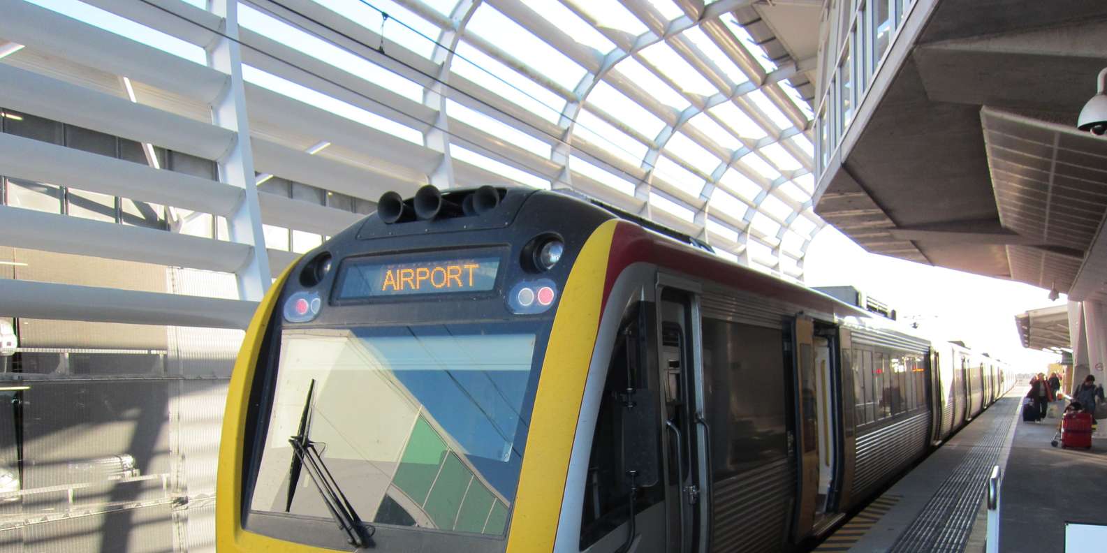 Gold Coast Train to from Brisbane Domestic Airport BNE