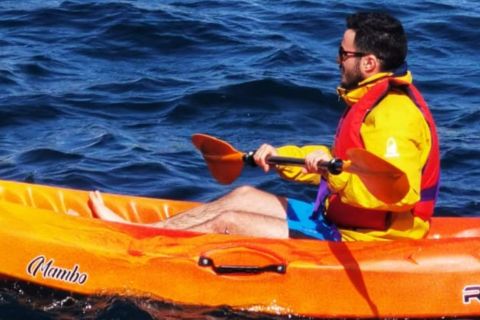 Angra: 2-Hour Kayak Rental with Waterproof Bag