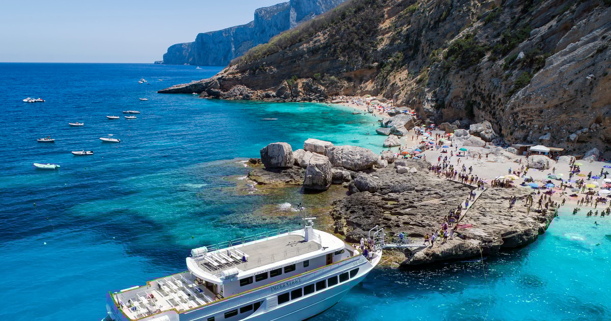 De La Caletta ou d'Orosei Croisière dans le golfe d'Orosei GetYourGuide