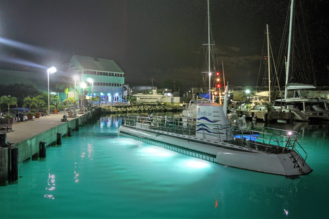 Bridgetown: Excursão nocturna guiada por submarino