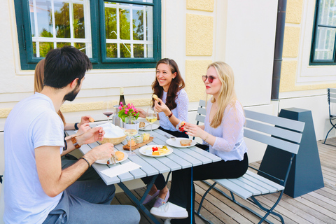 Wien: Vinprovning på slottet SchönbrunnWien: Vinprovning Vinprovning på slottet Schönbrunn