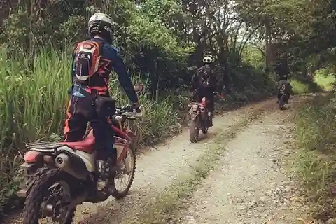 Kingston: JAMAICA Dirt bike Tour 1 day Offroad/Onroad