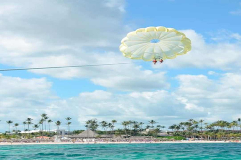 بونتا كانا: مغامرة خاصة في الطيران الشراعي مع خدمة النقل