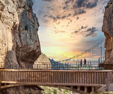 From Fuengirola: Caminito del Rey Guided Day Trip