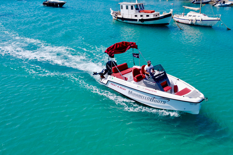 Agios Nikolaos: Cruzeiro de barco privado com refrigerantesCruzeiro em Lancha 5,3 Metros 30hp com até 6 Pessoas