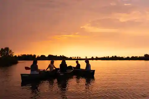 Ámsterdam: recorrido en canoa al atardecer por la campiña holandesa