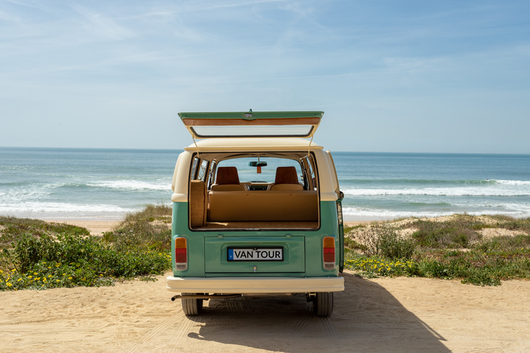 Depuis Lisbonne : Excursion d'une journée à Cascais à bord d'un VW d'époque