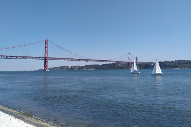 Depuis Lisbonne : Excursion d'une journée à Cascais à bord d'un VW d'époque