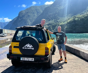 Madeira: Full-Day Jeep Tour with Guide and Pickup