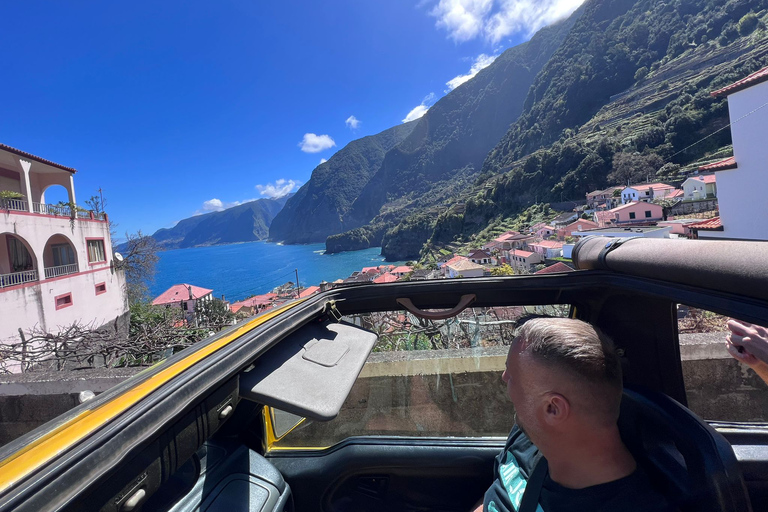 Madeira: Passeio de jipe de dia inteiro com guia e trasladoMadeira: Passeio de jipe de dia inteiro com guia e pick-up